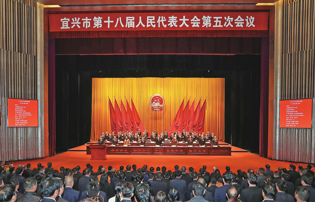 凝心聚力促发展 真抓实干谱新篇