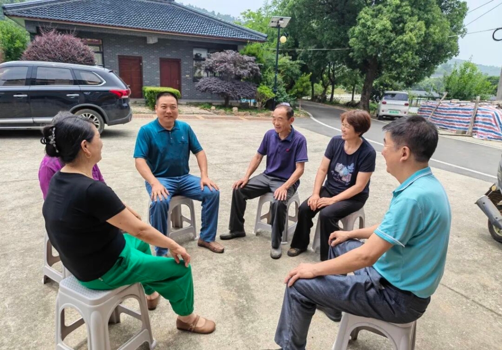 问需 问效 问策｜张渚人大代表深耕基层听民声 履职聚力促发展